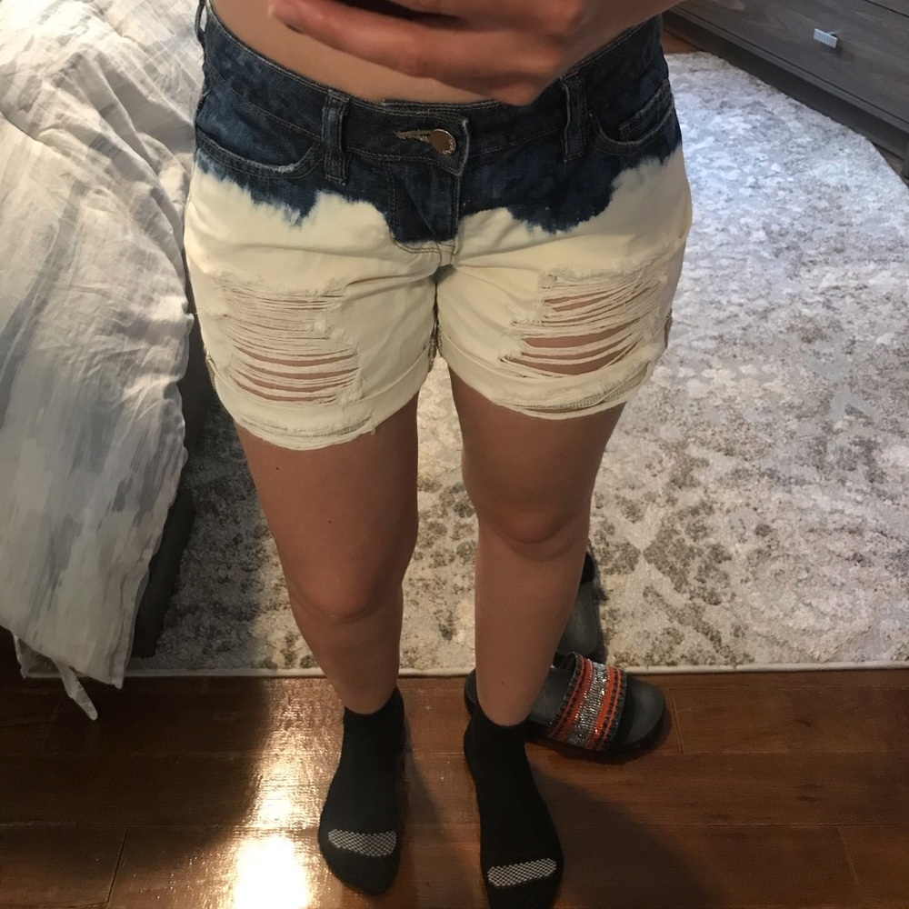 BEBE jeans shorts
